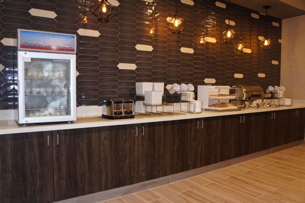 La Quinta Inn And Suites By Wyndham Houston Spring South Restaurant photo